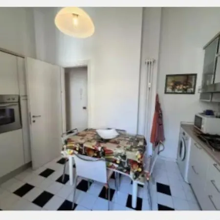 Guido's, Intero Nel Cuore Di شقة *