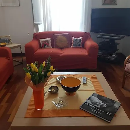Guido's, Intero Nel Cuore Di * ميلان
