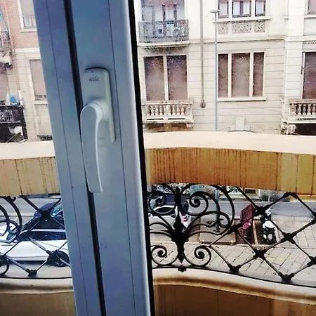 Guido's, Intero Nel Cuore Di * ميلان